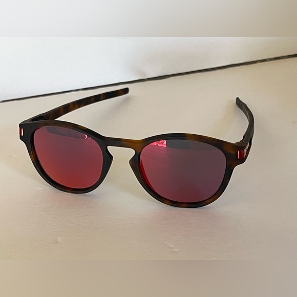 Oakley Sunglasses - New Lenses Needed - Picture 2 of 11